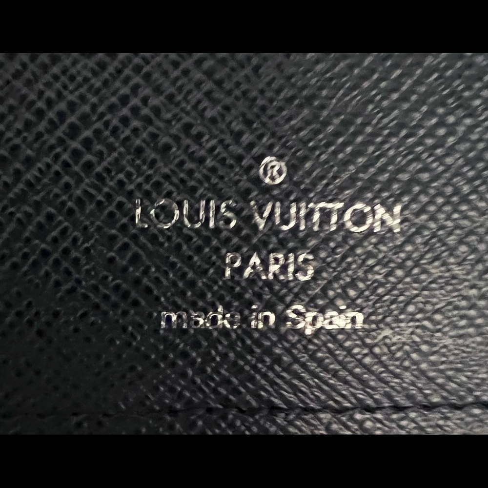 Pocket Cardholder - Picture 4 of 9